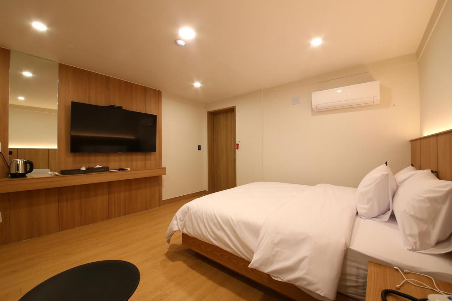 Mgm Hotel Gangneung Bagian luar foto