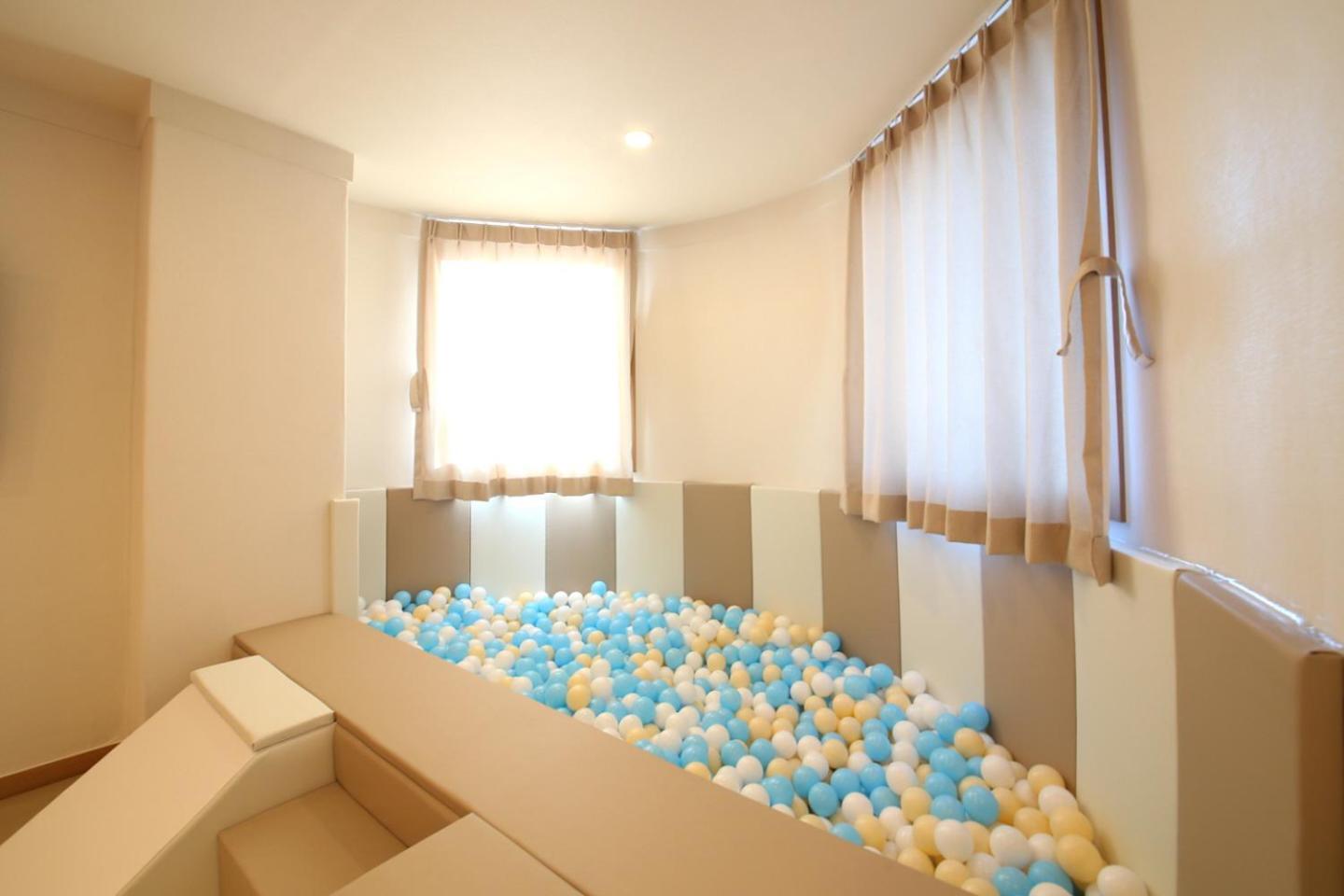 Mgm Hotel Gangneung Bagian luar foto