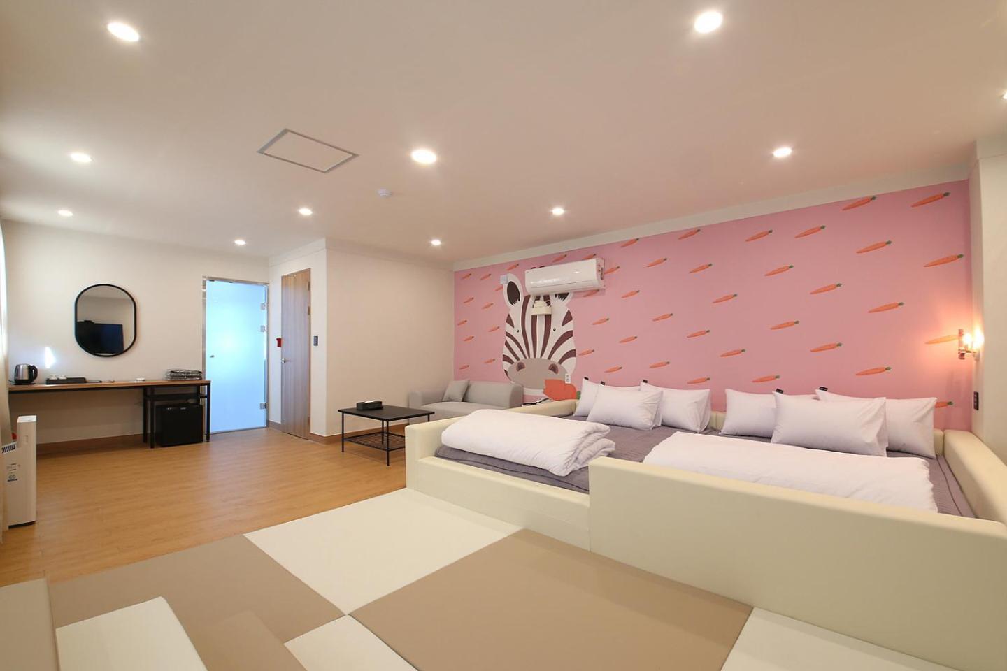 Mgm Hotel Gangneung Bagian luar foto