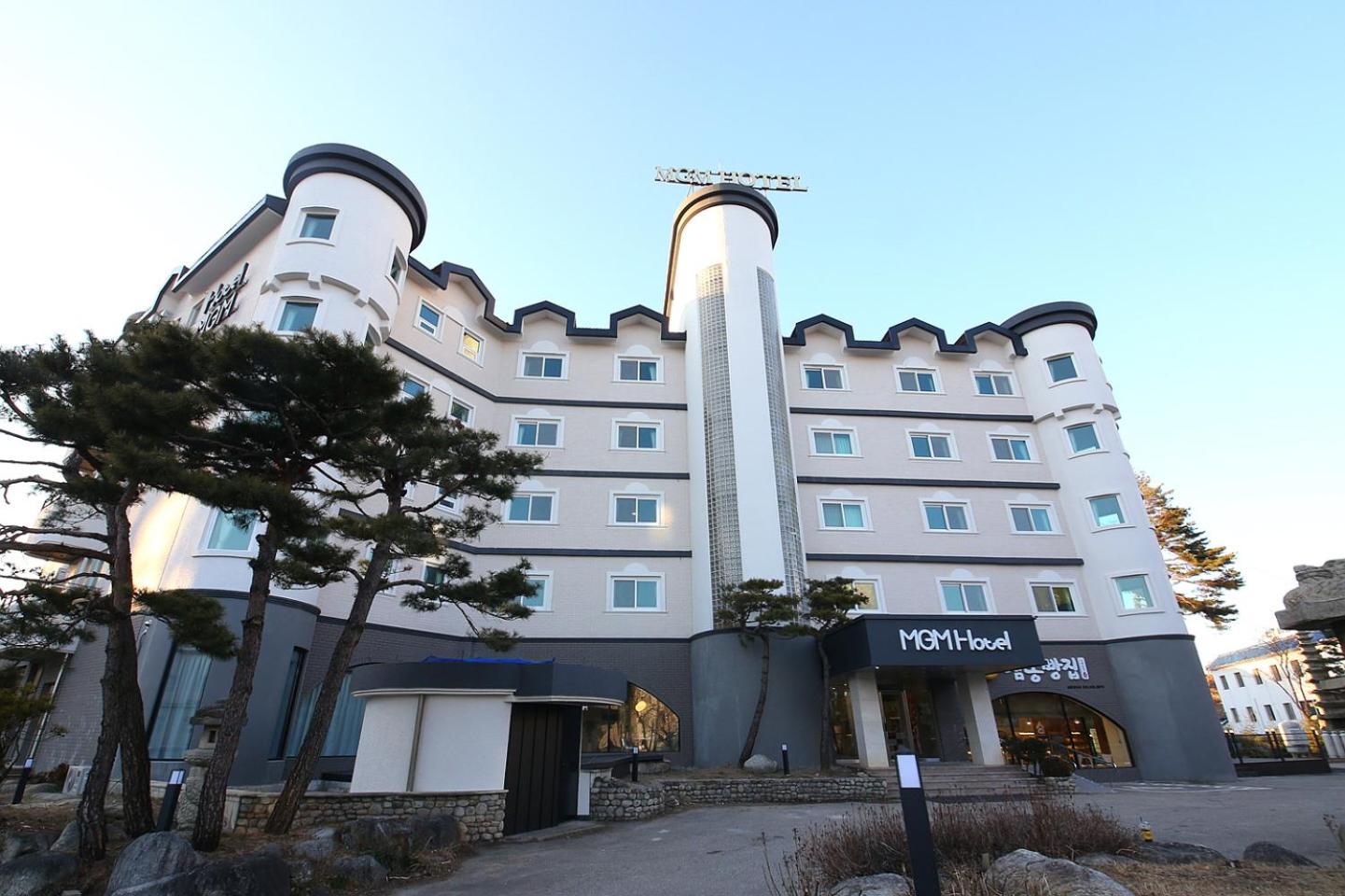 Mgm Hotel Gangneung Bagian luar foto