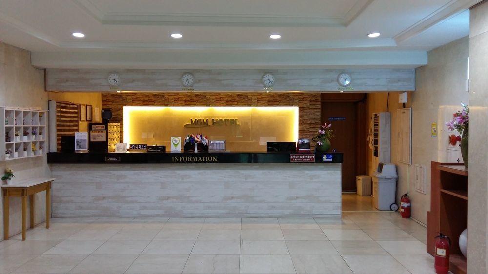 Mgm Hotel Gangneung Bagian luar foto