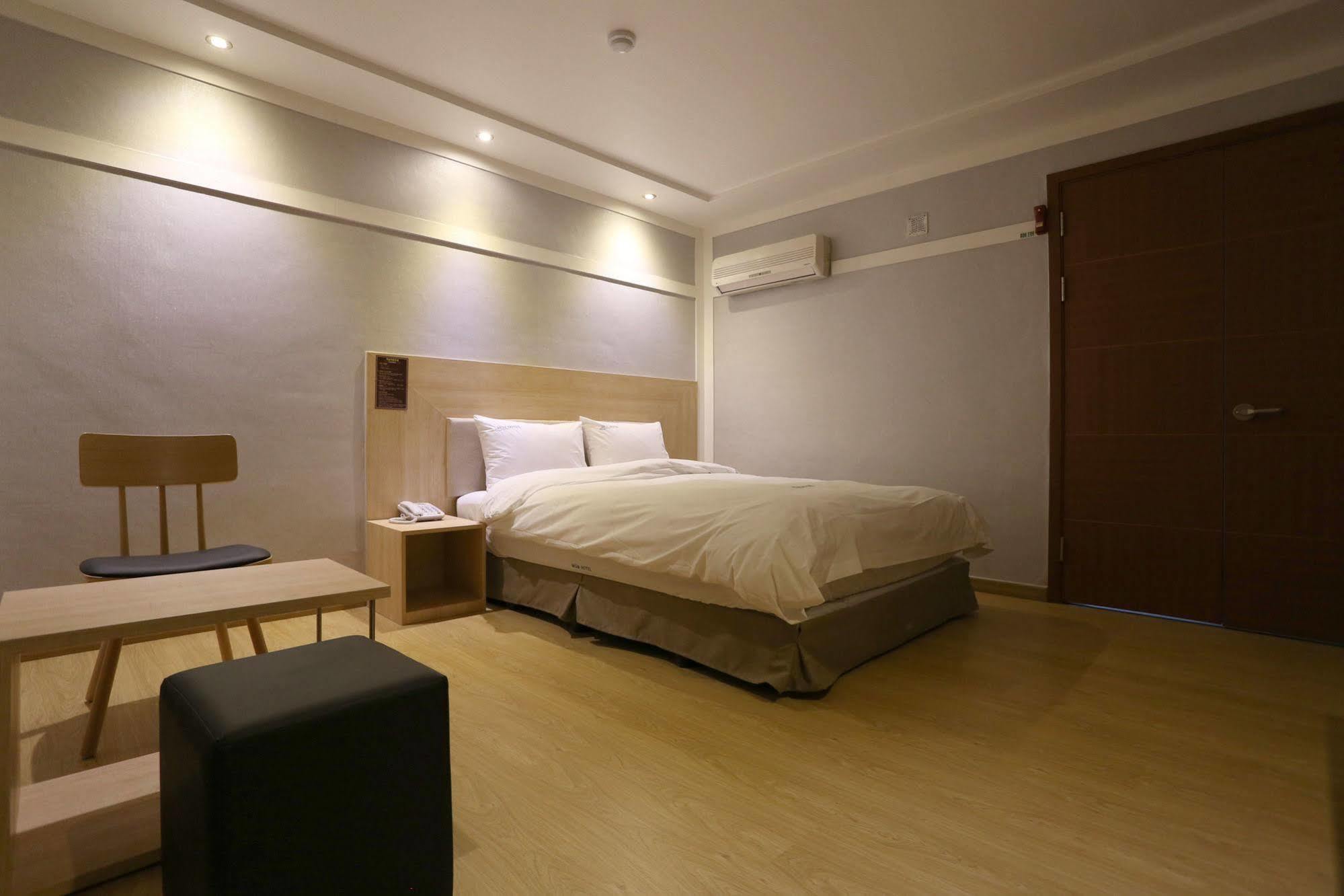 Mgm Hotel Gangneung Bagian luar foto